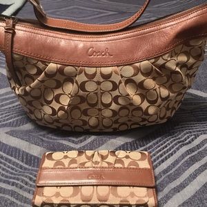 Coach purse and wallet
